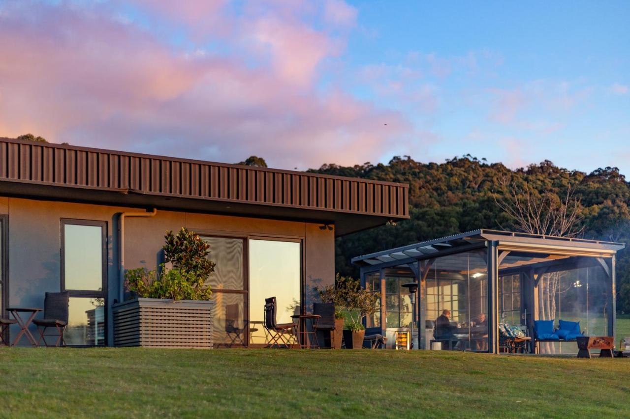 Hanging Rock Views Woodend Esterno foto