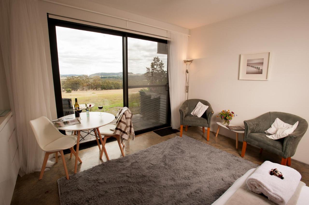 Hanging Rock Views Woodend Esterno foto